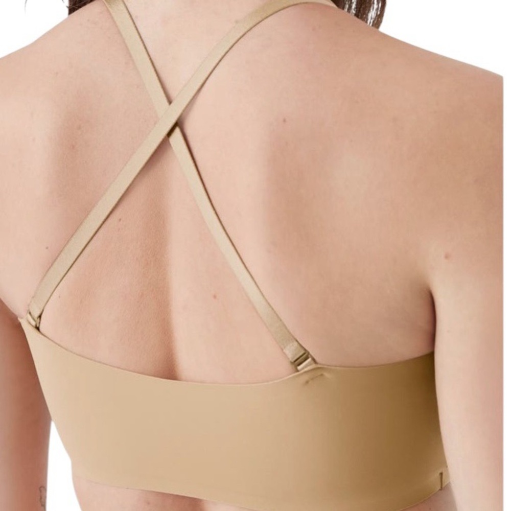 TRUE & CO. Body Convertible Bandeau Bra! Retail $58 - Picture 3 of 8